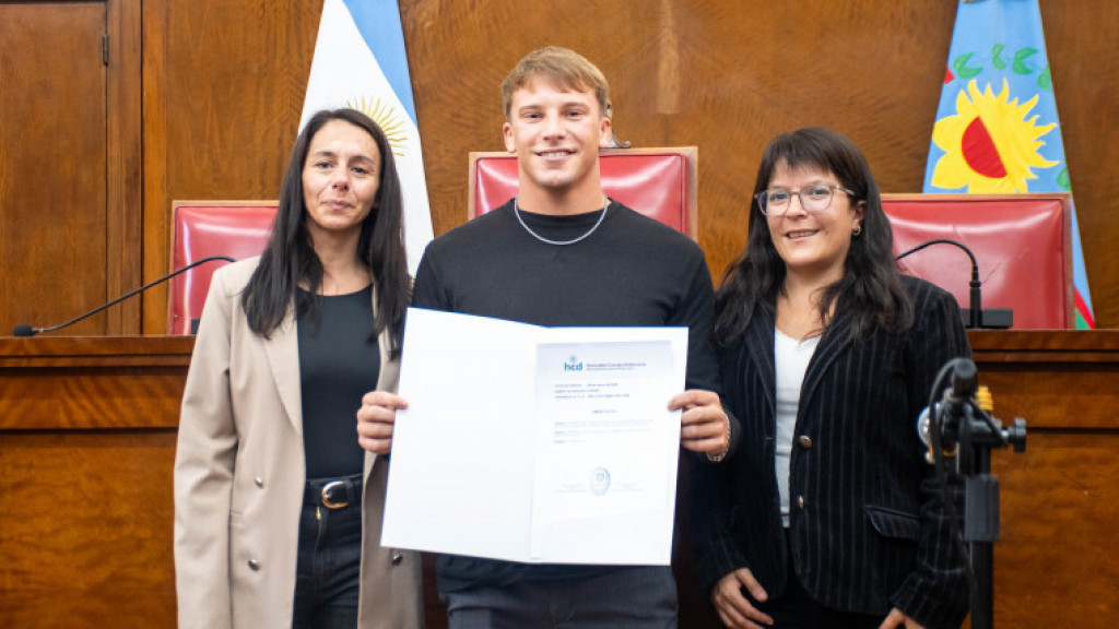 Distinción a Lucas Cantó, joven deportista de jiu-jitsu destacado a nivel mundial