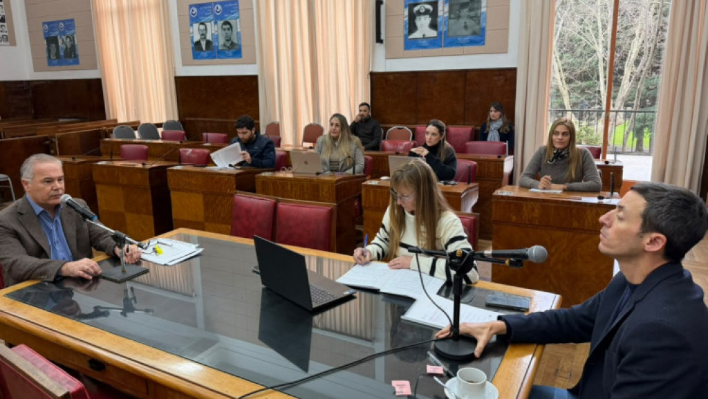 Legislación: Reunión con invitado